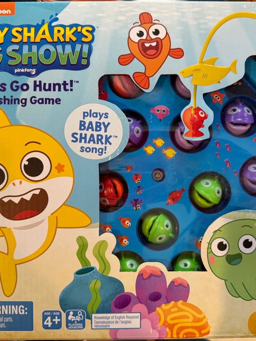 Baby Shark's Big Show! Fishing Game - Blue Box